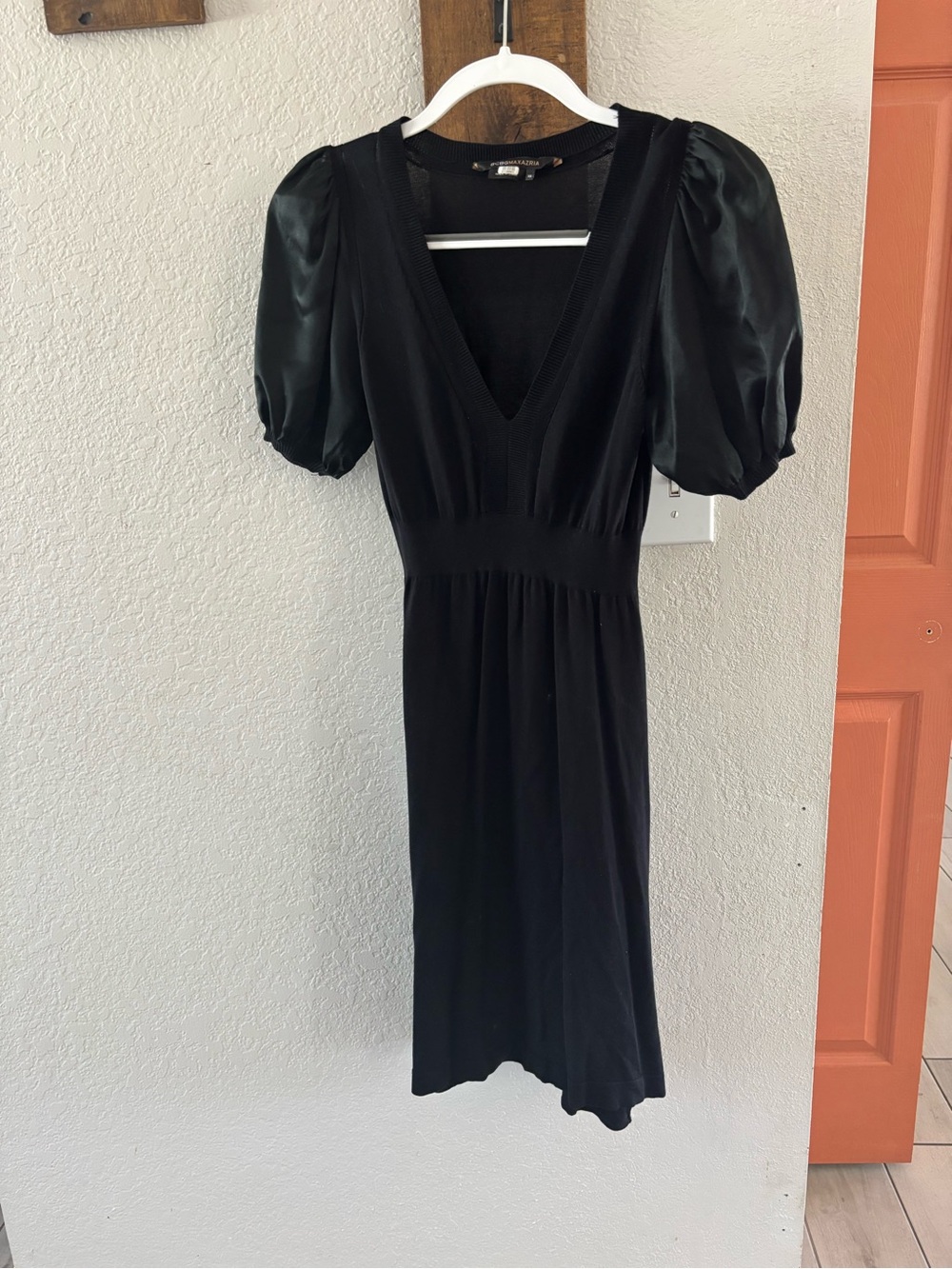 BCBGMaxAzria Black V-Neck Puff Sleeve Midi Dress